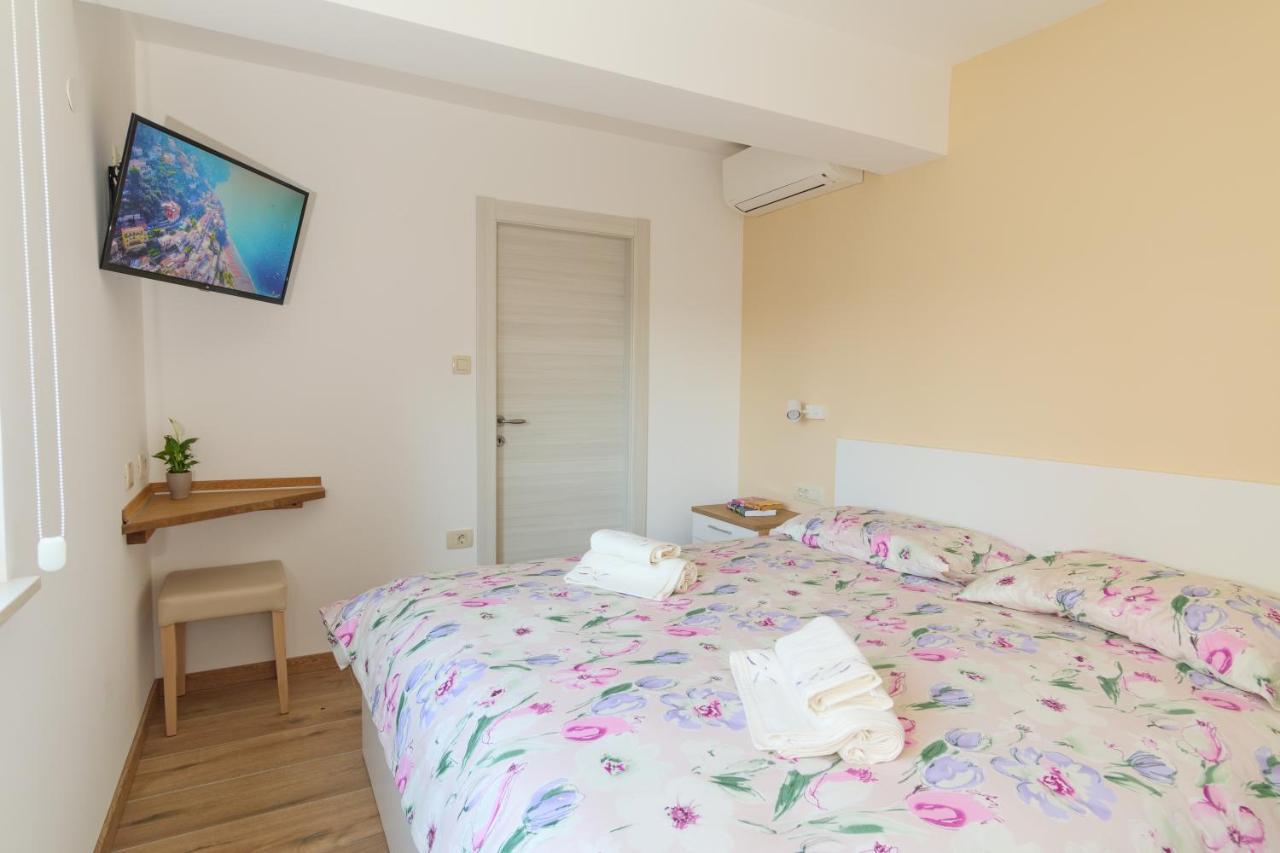 Apartmani Ravan Cernik  Bagian luar foto