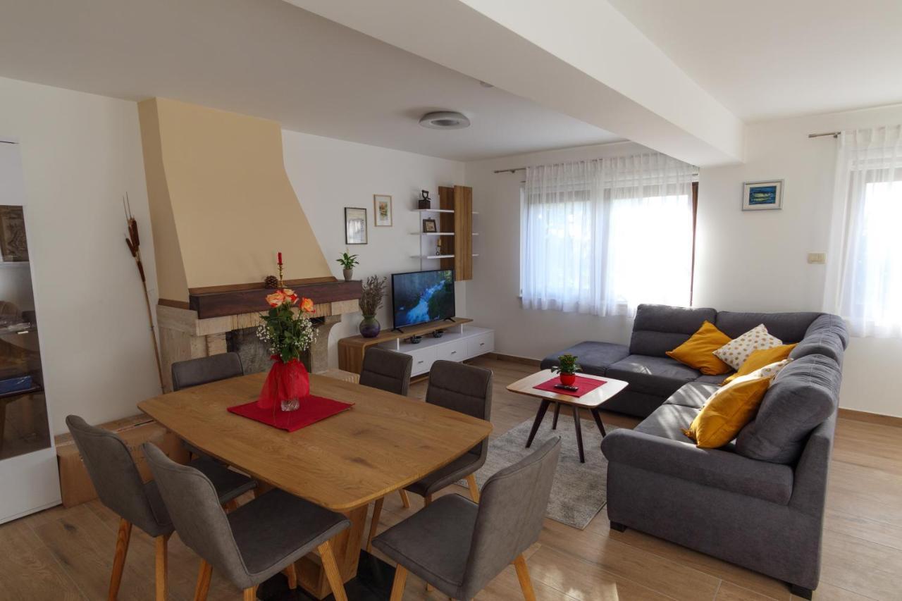 Apartmani Ravan Cernik  Bagian luar foto