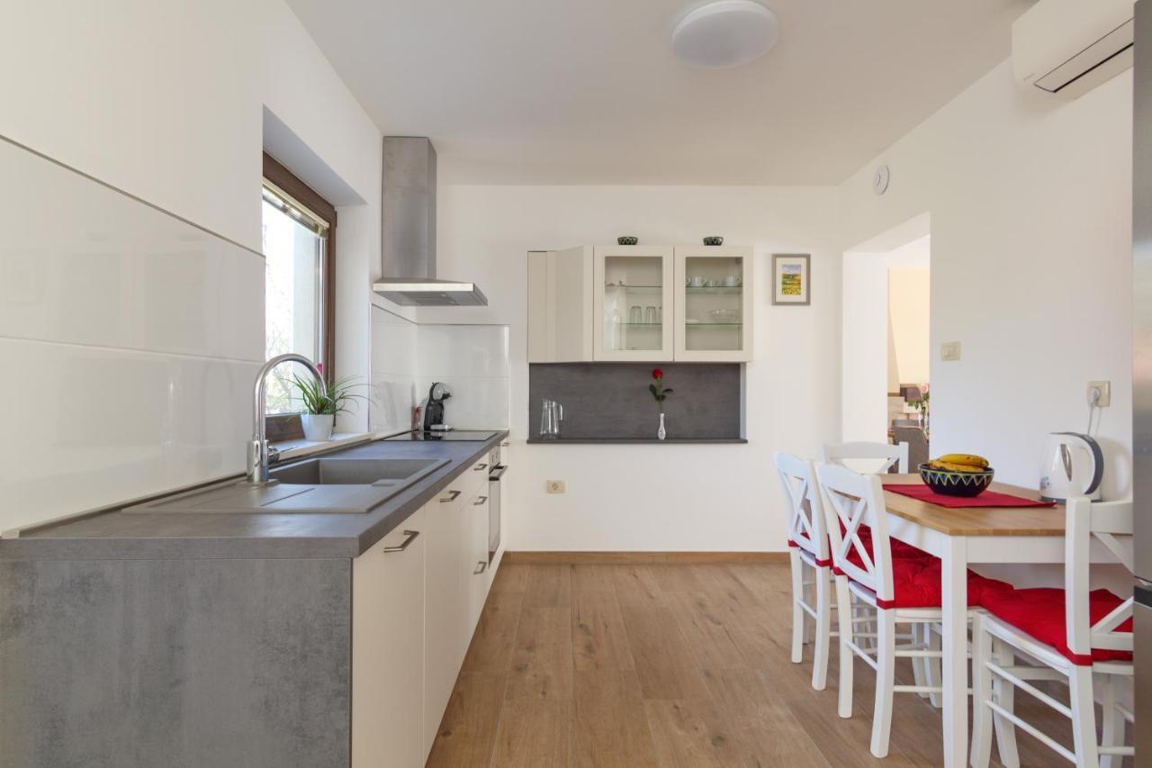Apartmani Ravan Cernik  Bagian luar foto